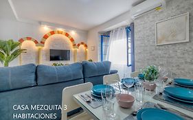 Casas Caballerizas Mezquita 1 Y 3 Hab